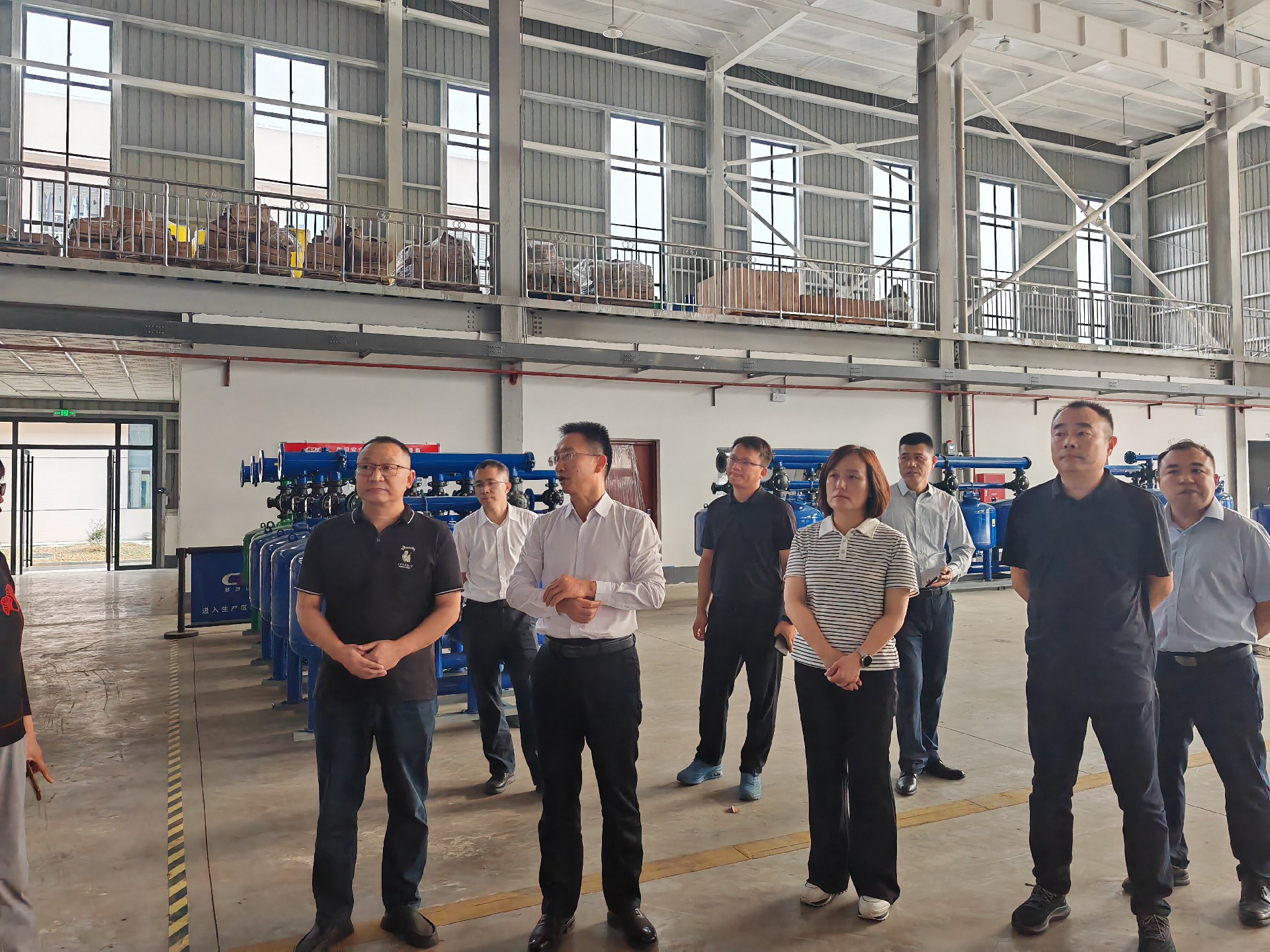 縣領(lǐng)導調研多靈